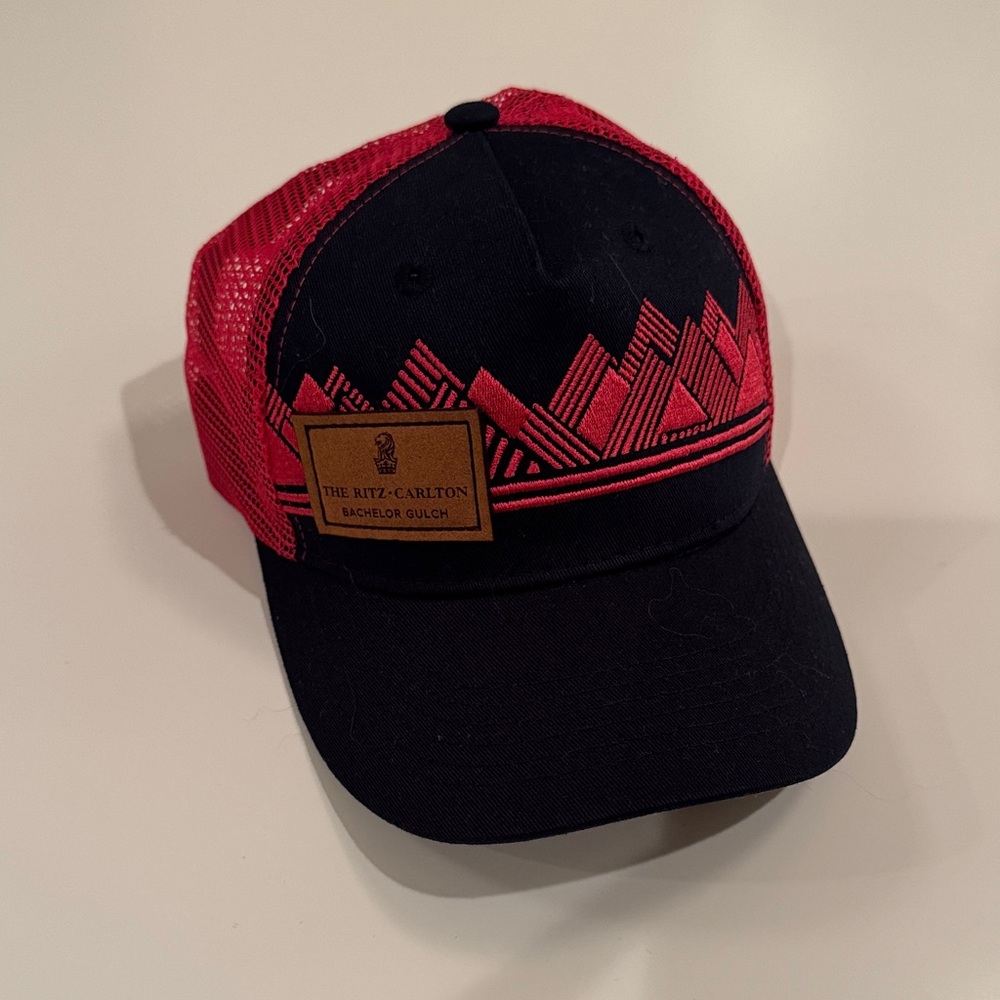 Ritz Carlton Bachelor gulch youth trucker hat, NWT, pink and navy